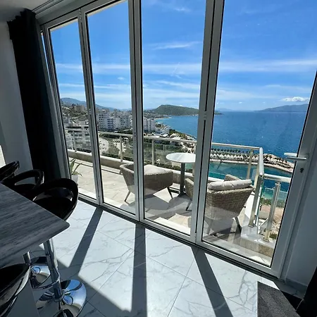 Penthouse Paulina Sarande