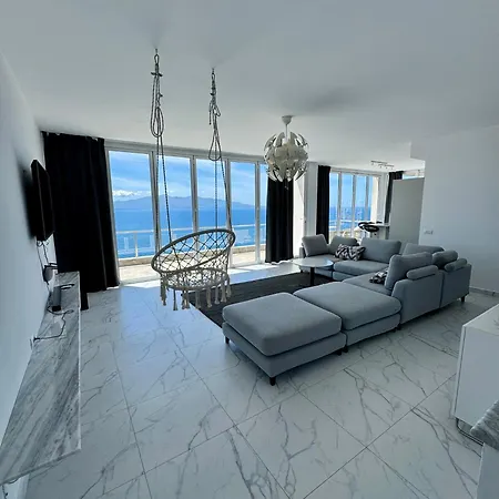 Apartment Penthouse Paulina