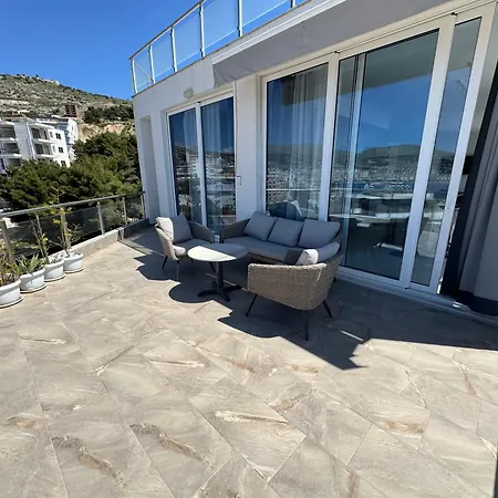 Apartment Penthouse Paulina Sarande